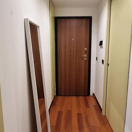 Monolocale Metro M3 Affori Leilighet Milano Eksteriør bilde